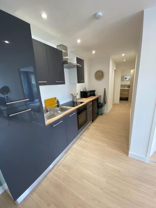 Appartement Familial, 2 Chambres, En Rdc Sur Cour Saint-Florentin  Zewnętrze zdjęcie