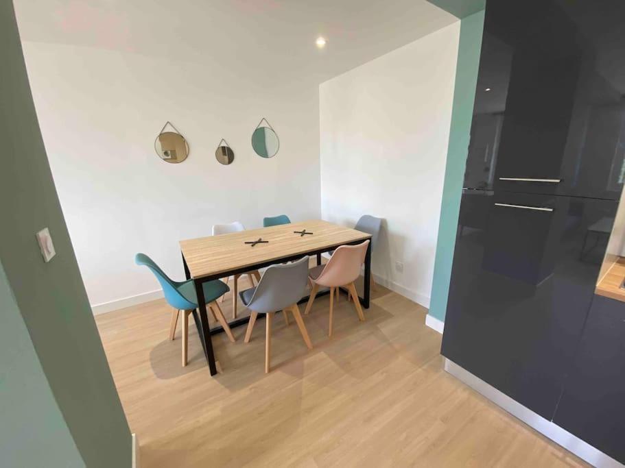 Appartement Familial, 2 Chambres, En Rdc Sur Cour Saint-Florentin  Zewnętrze zdjęcie