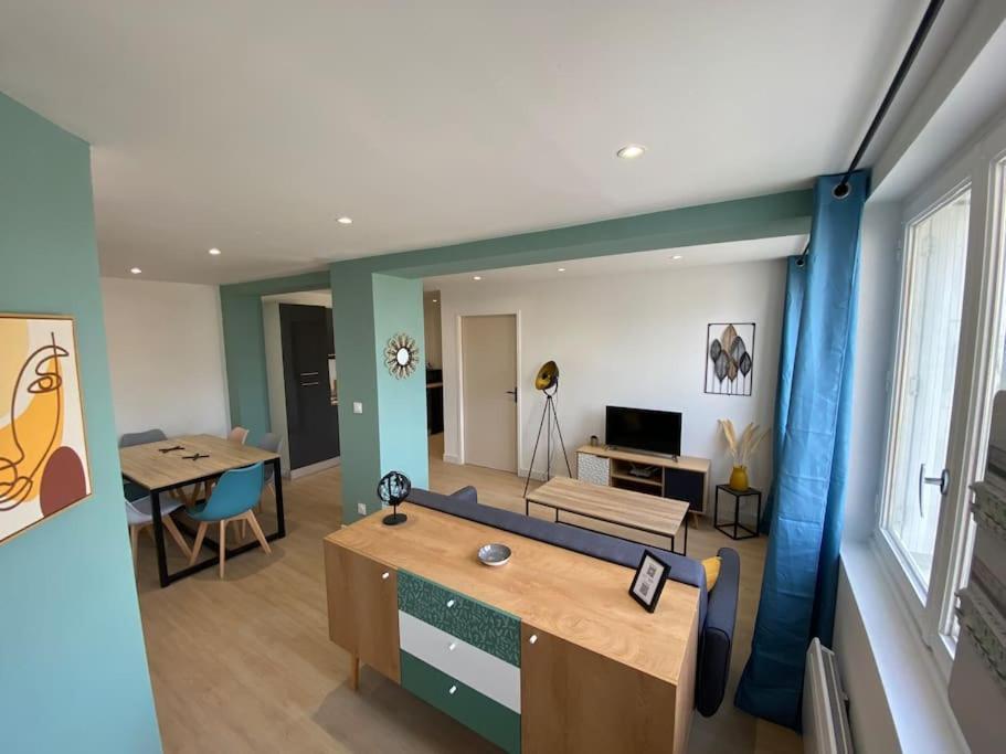 Appartement Familial, 2 Chambres, En Rdc Sur Cour Saint-Florentin  Zewnętrze zdjęcie